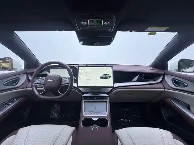 BYD Seal 07 DM-i — Фото автомобиля 9