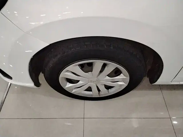 Honda Fit — Фото автомобиля 22