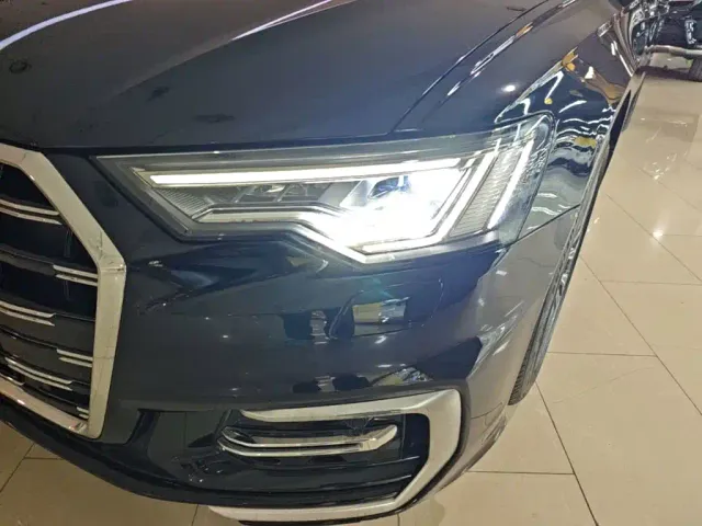 Audi A6L — Фото автомобиля 23