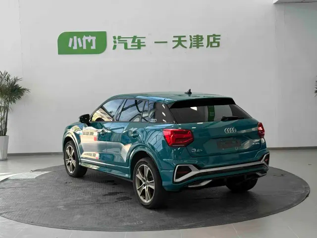 Audi Q2L — Фото автомобиля 7