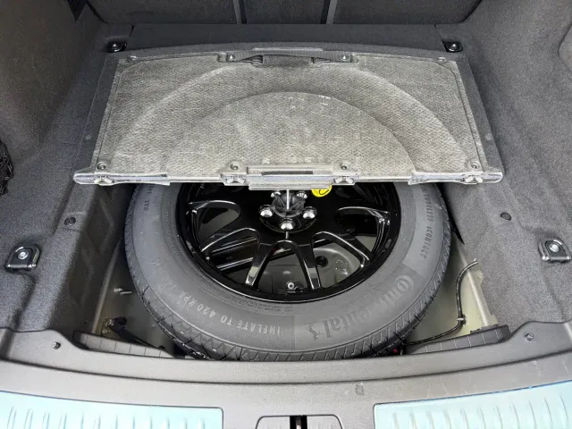 Land Rover Range Rover Velar — Фото автомобиля 21
