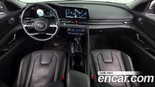 Hyundai Avante CN7 — Фото автомобиля 10