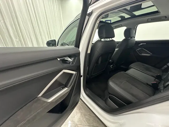 Audi Q3 — Фото автомобиля 13