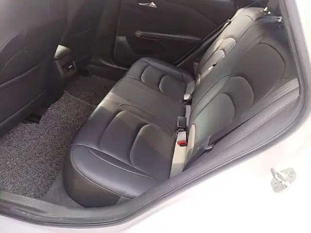 Chevrolet Monza — Фото автомобиля 16