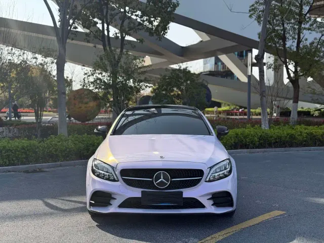 Mercedes-Benz C-Class — Фото автомобиля 2