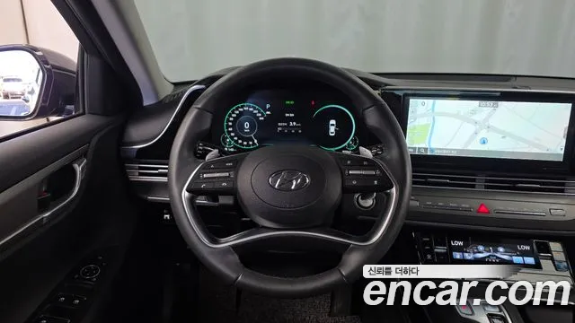 Hyundai Grandeur New — Фото автомобиля 19