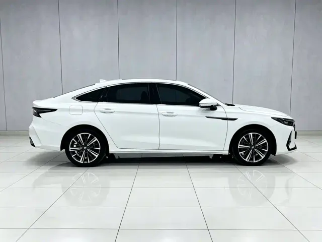 Chery Arrizo 8 — Фото автомобиля 2