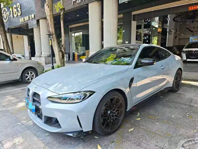 Фотография автомобиля — BMW M4