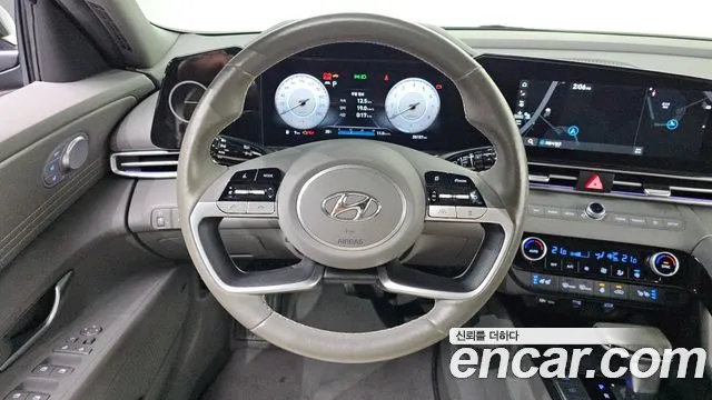 Hyundai Avante CN7 — Фото автомобиля 19