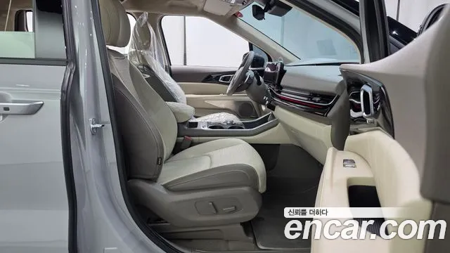 Kia Carnival 4th Gen — Фото автомобиля 11