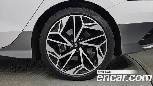 Hyundai Ioniq6 — Фото автомобиля 20