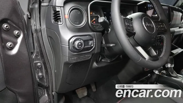 Jeep Wrangler Wrangler (JL) — Фото автомобиля 13