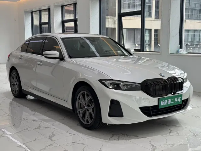 BMW i3 — Фото автомобиля 3