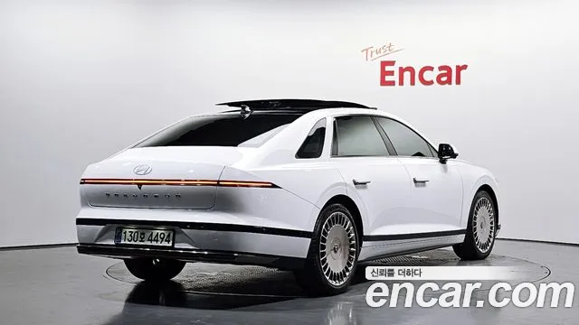 Hyundai Grandeur GN7 — Фото автомобиля 2