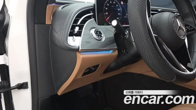 Mercedes-Benz E-Class — Фото автомобиля 13