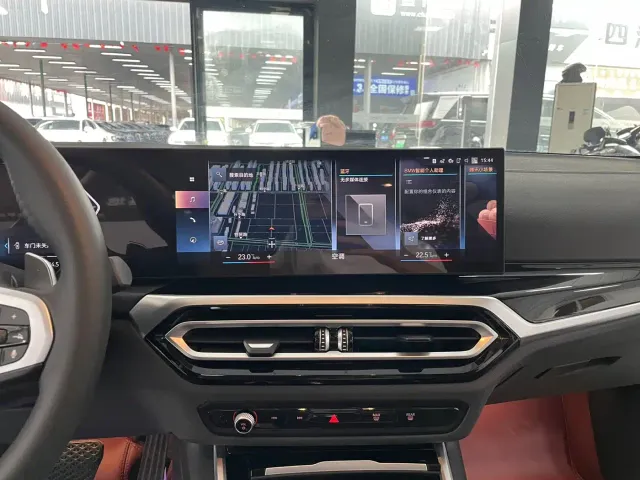 BMW 3 Series — Фото автомобиля 12