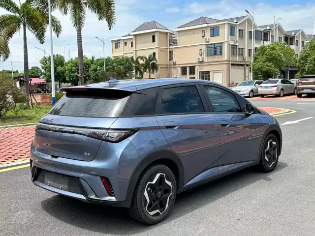 BYD Dolphin — Фото автомобиля 7