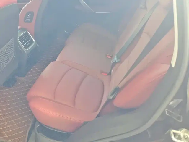 Geely Boyue — Фото автомобиля 11