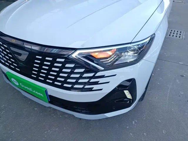 Jetta VS7 — Фото автомобиля 23
