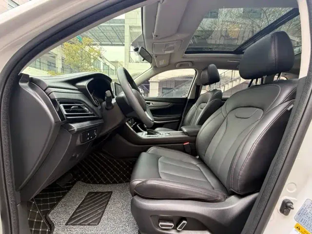 Changan Changan CS75 2022 Blue Whale Edition 1.5T DCT Premium — Фото автомобиля 5