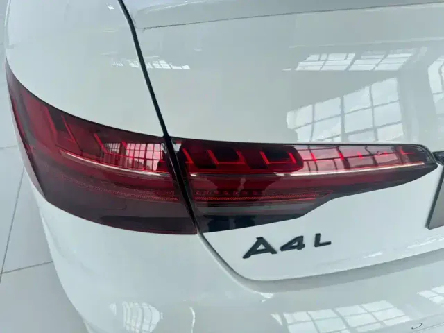Audi A4L — Фото автомобиля 17