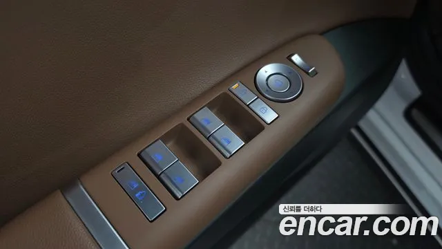 Hyundai Grandeur GN7 — Фото автомобиля 29
