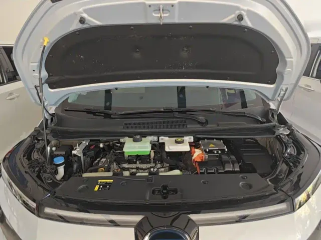 GAC Trumpchi E8 — Фото автомобиля 19