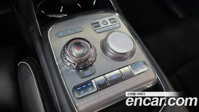 Genesis G90 Бензин 3.5 турбо AWD — Фото автомобиля 6