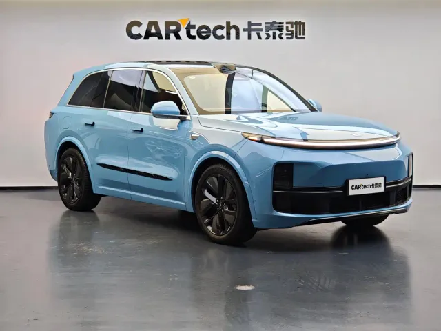 Li Auto L8 — Фото автомобиля 9
