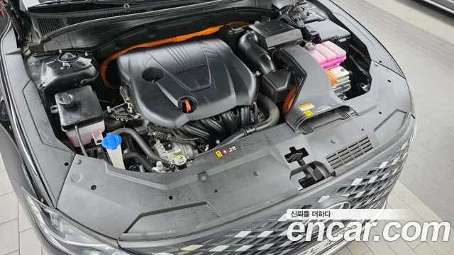 Hyundai Grandeur (New) Hybrid — Фото автомобиля 9