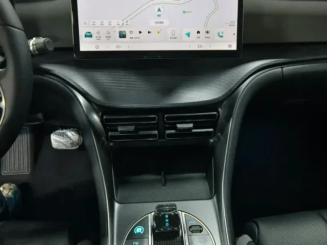 BYD Seal 05 DM-i — Фото автомобиля 7
