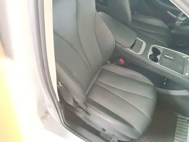 BYD Sealion 05 EV — Фото автомобиля 24