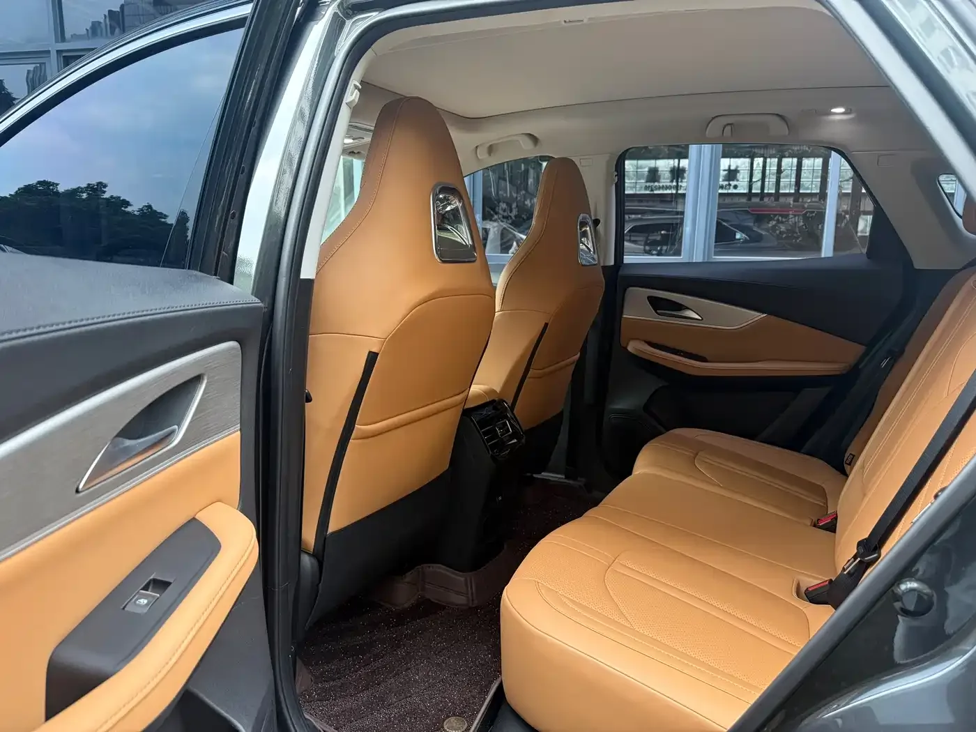 Dongfeng Fengxing Fengxing T5 EVO 2024 Racing Edition 1.5TD DCT Platinum — Фото автомобиля 4