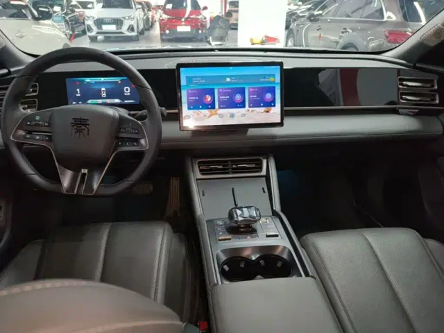 BYD Qin L — Фото автомобиля 9