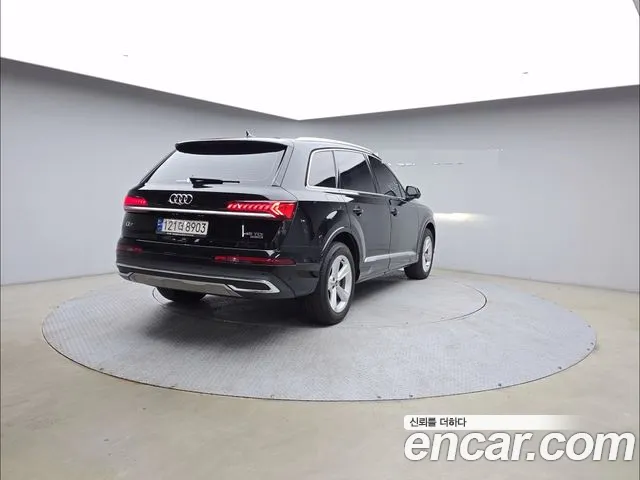Audi Q7 4M — Фото автомобиля 2