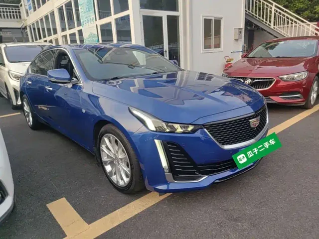 Cadillac CT5 — Фото автомобиля 3