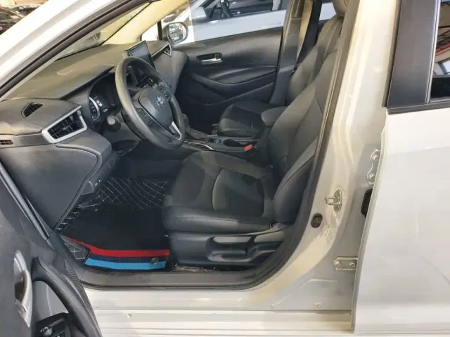 Toyota Corolla — Фото автомобиля 9