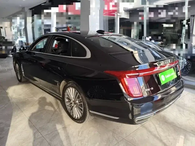 Hongqi H9 — Фото автомобиля 4