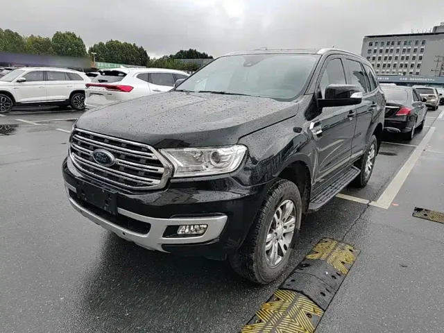 Фотография автомобиля — Ford Everest