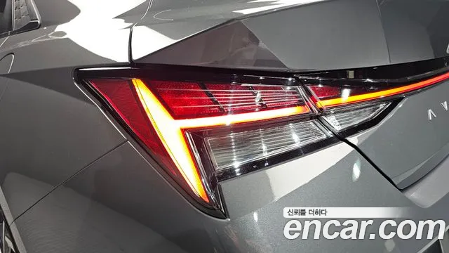 Hyundai Avante — Фото автомобиля 8