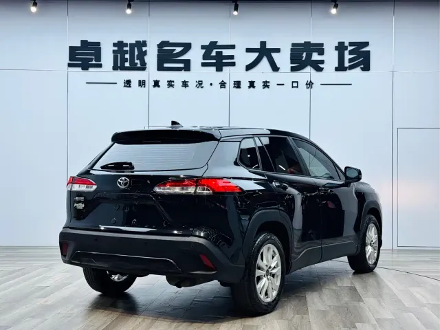 Toyota Corolla Cross — Фото автомобиля 7