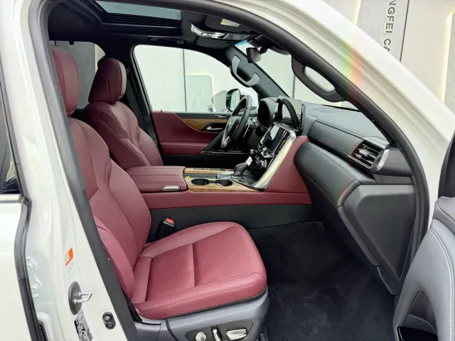 Lexus LX — Фото автомобиля 16