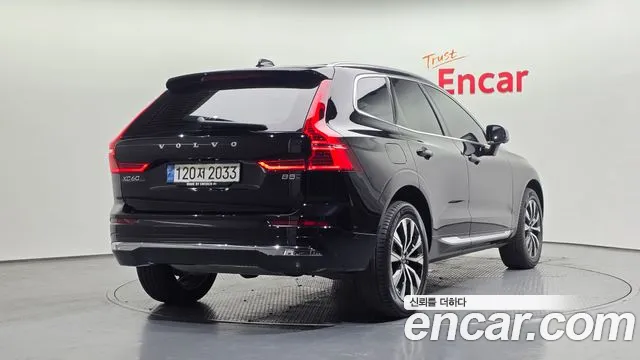 Volvo XC60 Generation 2 — Фото автомобиля 2