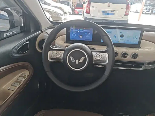 Wuling Bingo — Фото автомобиля 10