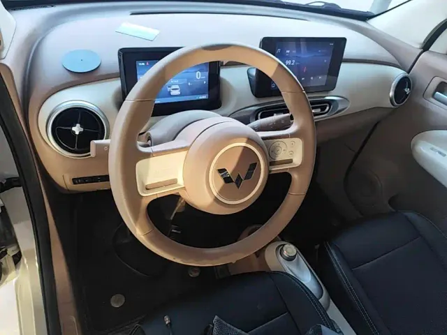 Wuling Hongguang Mini EV — Фото автомобиля 10