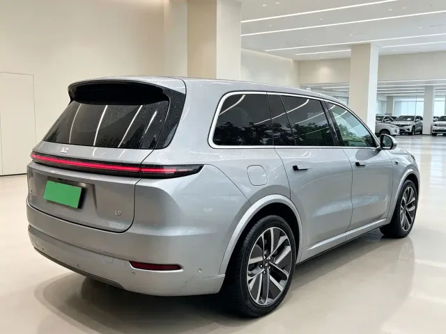 Li Auto L9 — Фото автомобиля 7