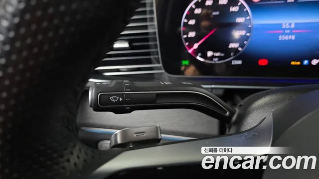 Mercedes-Benz GLE-Class — Фото автомобиля 28