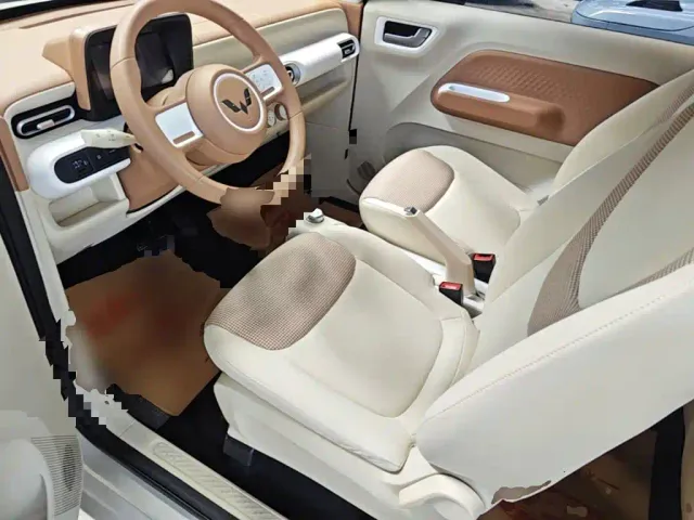 Wuling Hongguang Mini EV — Фото автомобиля 14