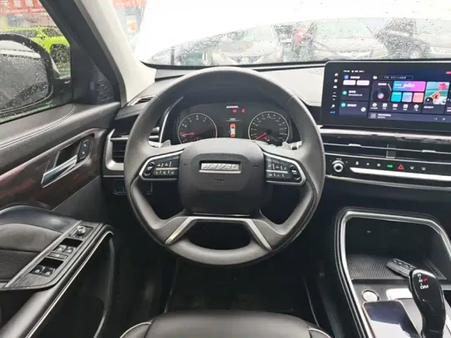 Haval H6 — Фото автомобиля 10