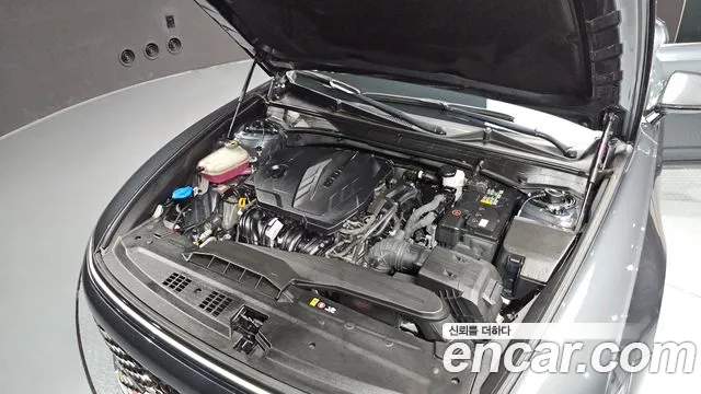 Hyundai Grandeur Grandeur (GN7) 2.5 Бензин 2WD — Фото автомобиля 6
